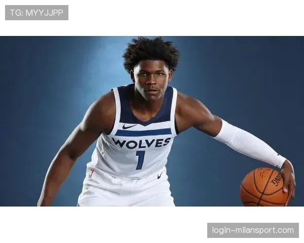 芬奇高度评价爱德华兹称其为每位教练理想中的核心球员 芬奇高度评价爱德华兹称其为每位教练理想中的核心球员