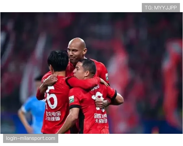 成都蓉城外援茹萨缺席合练出战成疑 费利佩骨折手术后难达百分百状态 成都蓉城外援茹萨缺席合练出战成疑 费利佩骨折手术后难达百分百状态